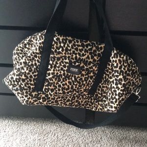 Victoria’s Secret Pink duffle bag